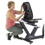Tunturi Fitness - Signature E60-R sadel justering
